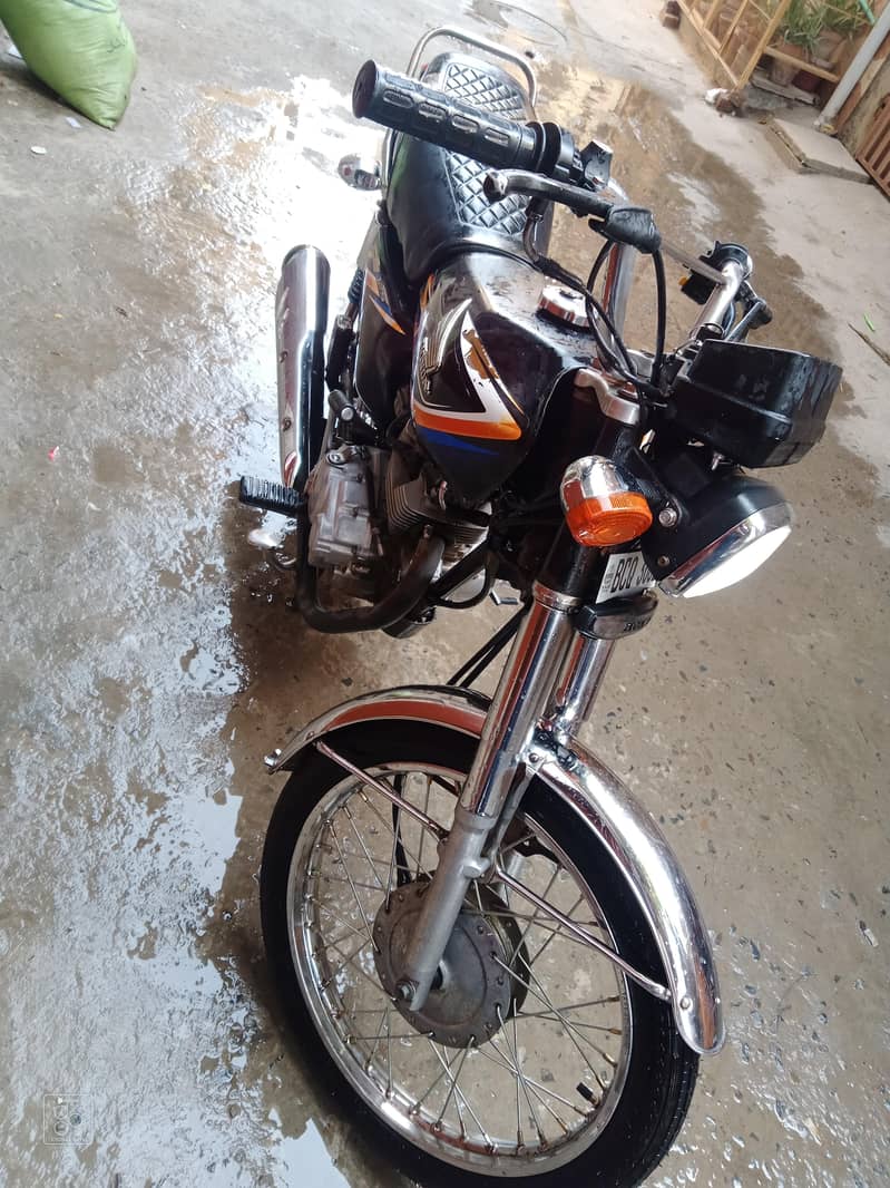 Honda CG 125 Black – Model 2017 | Registered 2018 9