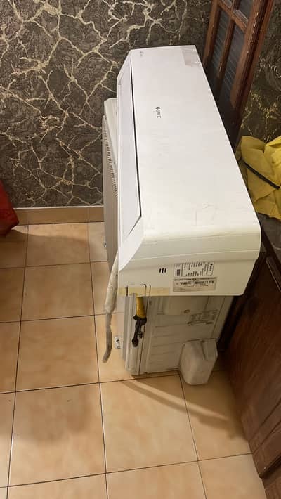 Full Invertor 1.5 Ton AC
