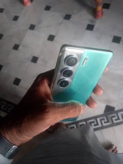 Tecno CAMON 40 Pro