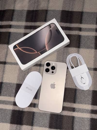 Apple iPhone 16 Pro Max