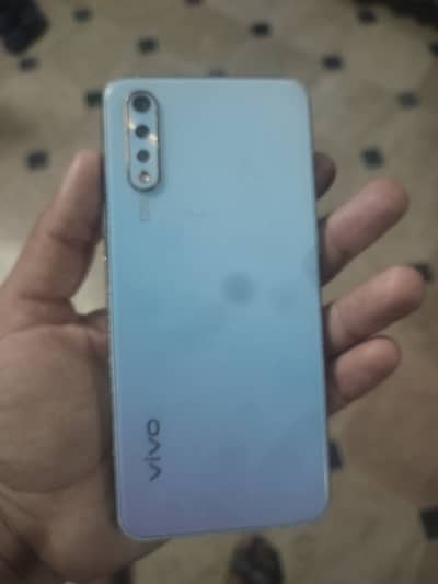 Vivo S1