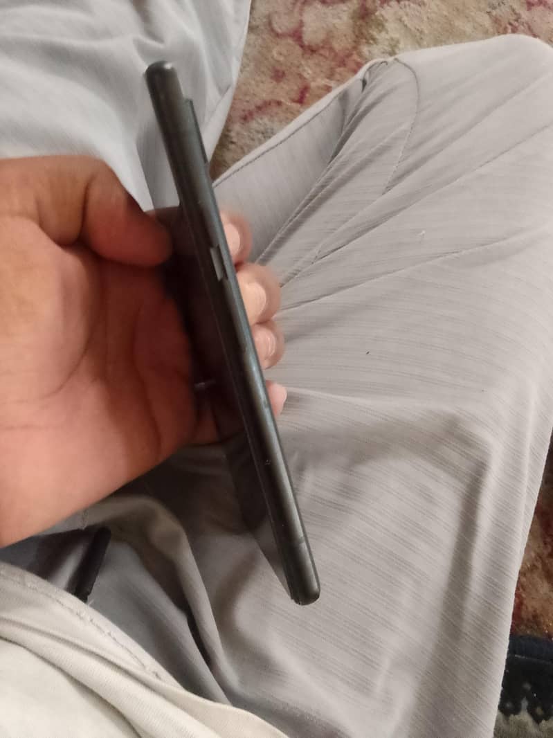 Google Pixel 6a 1