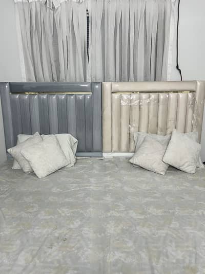 2 signals bed