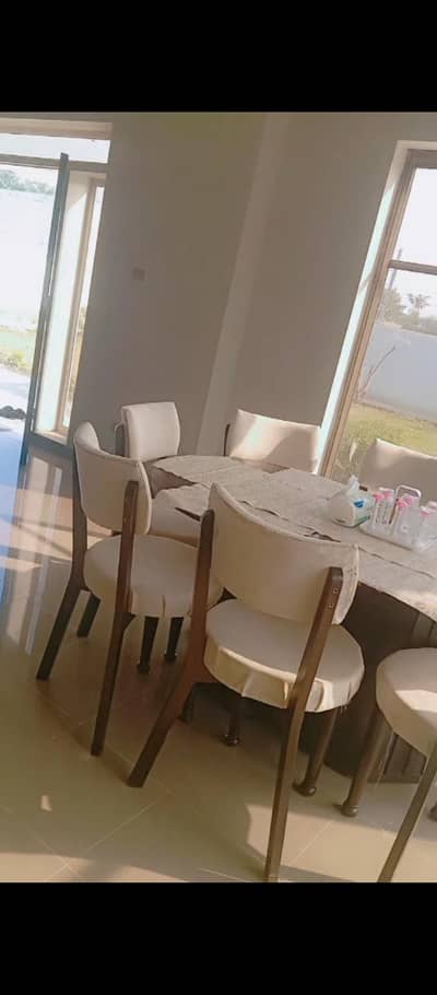 dinning table 8 seters