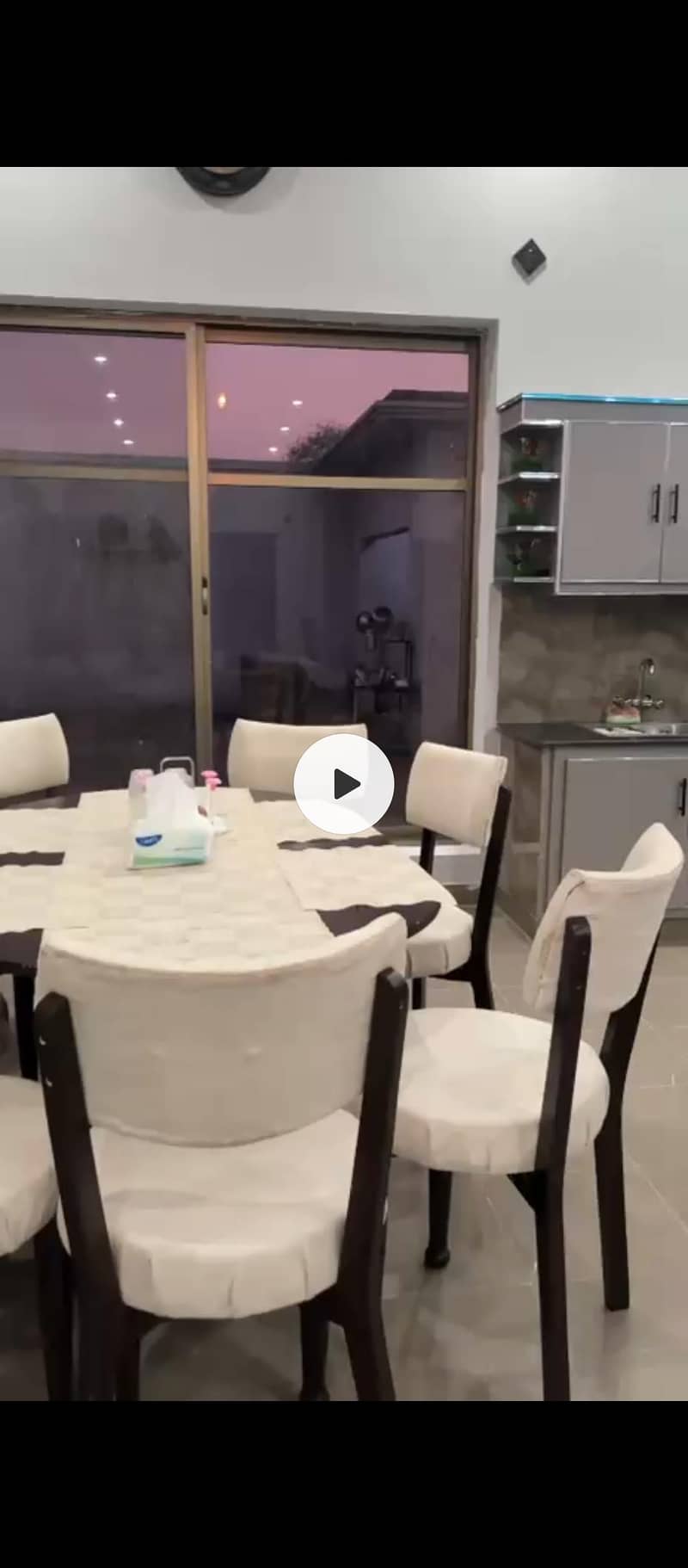 dinning table 8 seters 1