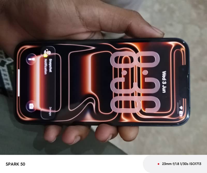 Apple iPhone 13 2