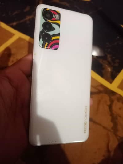 tecno 18t 6/128