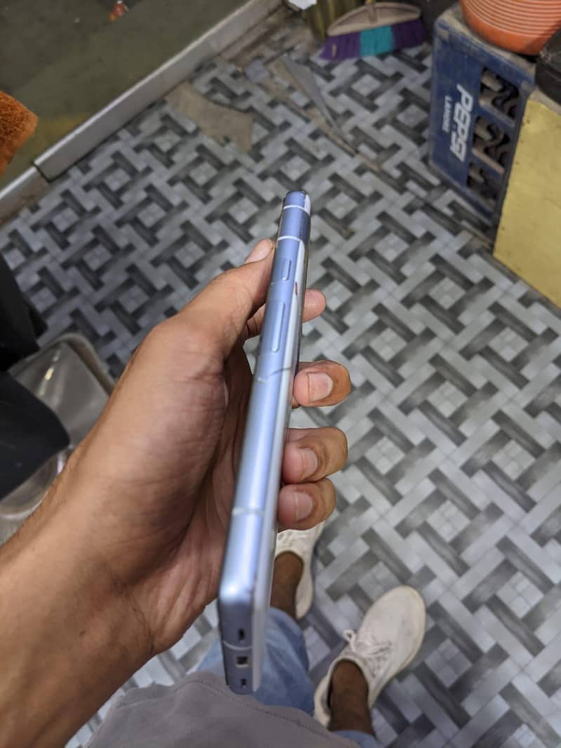 Google Pixel 7a 1