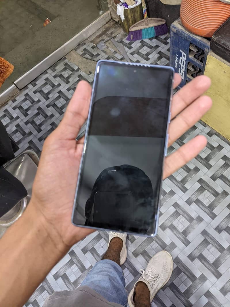 Google Pixel 7a 2