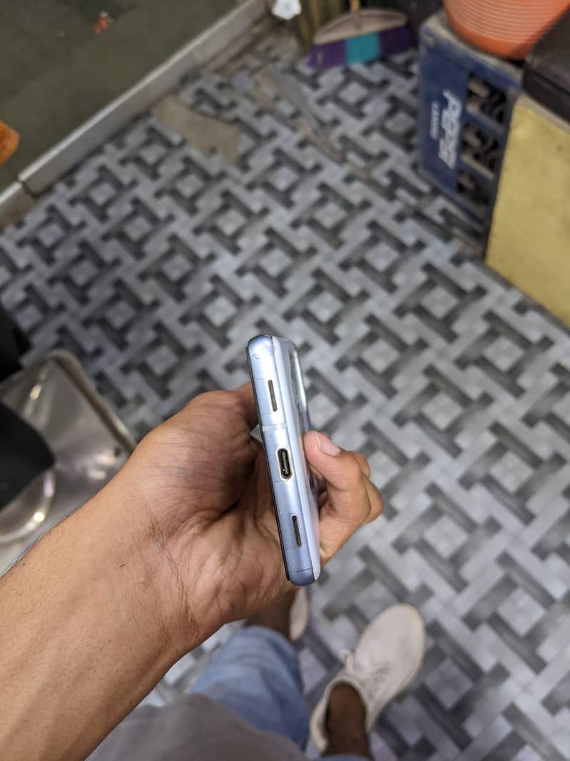 Google Pixel 7a 3