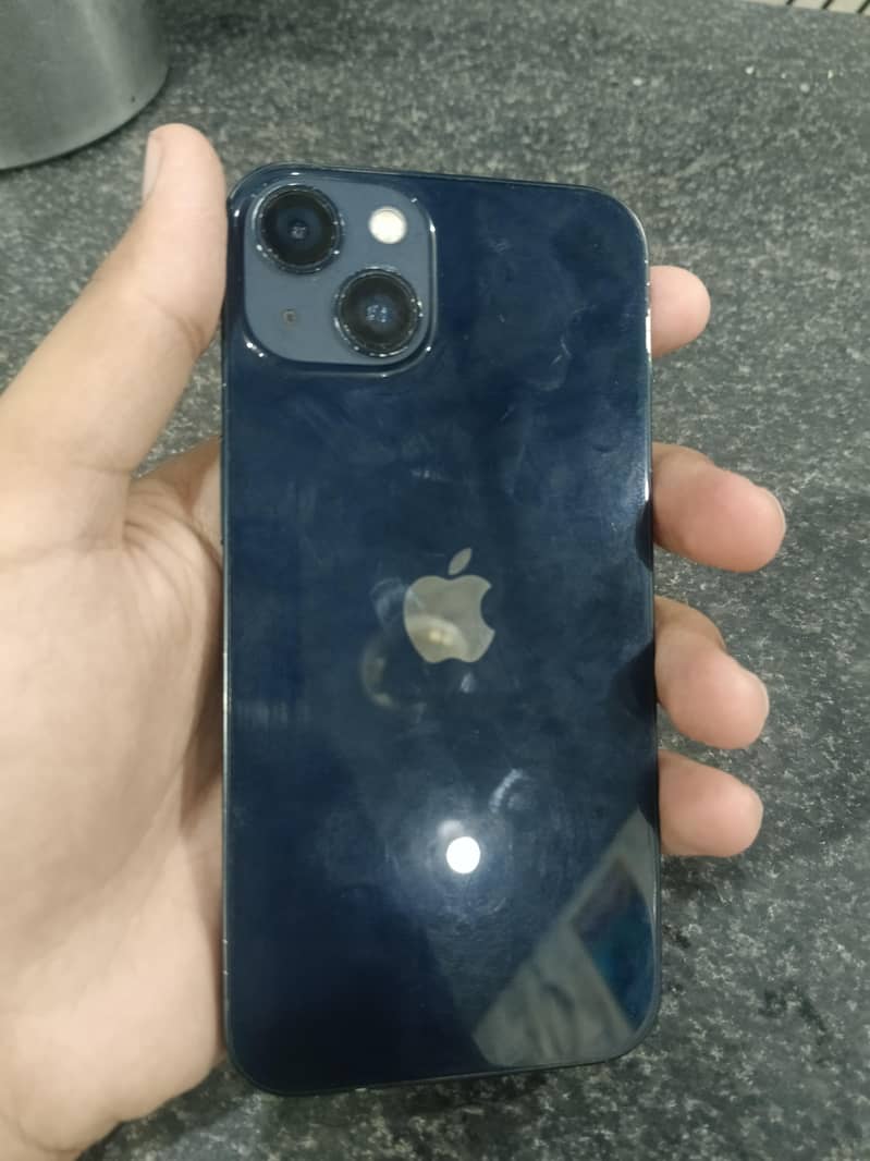 Apple iPhone 13 0