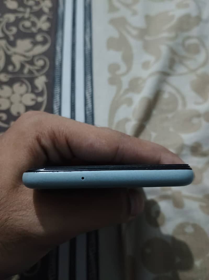 Google Pixel 5 4