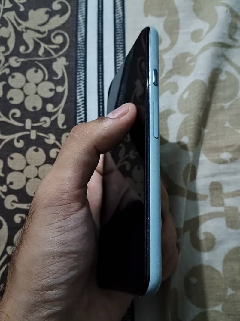 Google Pixel 5 6