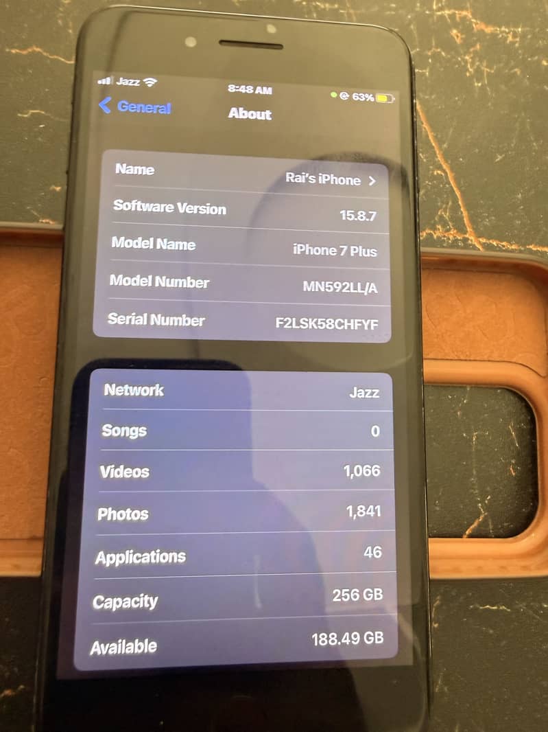 Apple iPhone 7 Plus 1