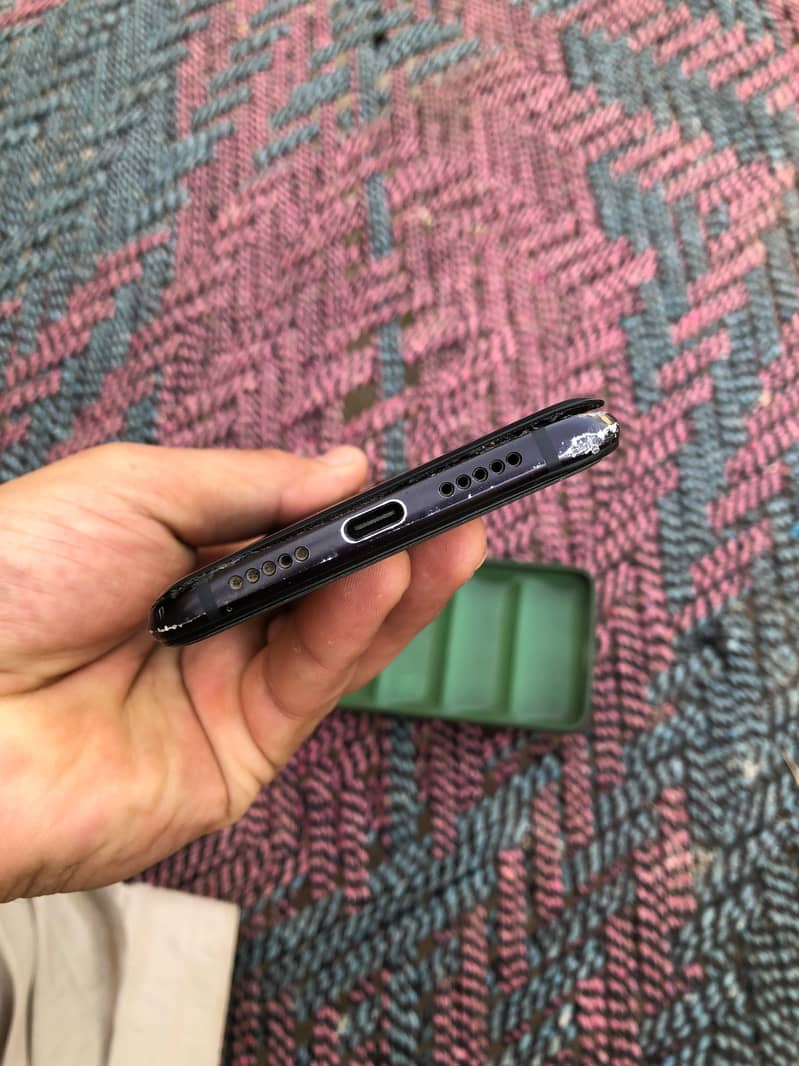One Plus 6T 5