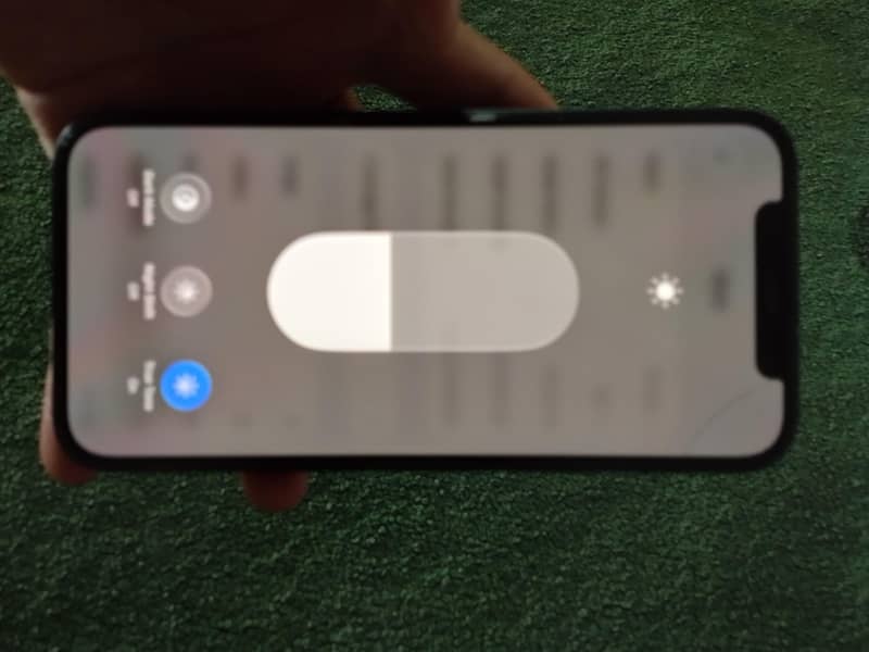 Apple iPhone 12 7