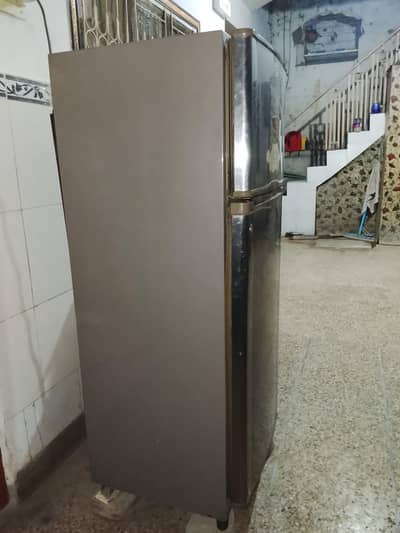 Dawalance fridge for sale