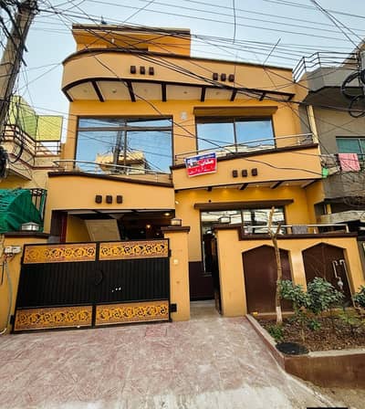 3 Bed Single Story House Available For Rent in Gulraiz