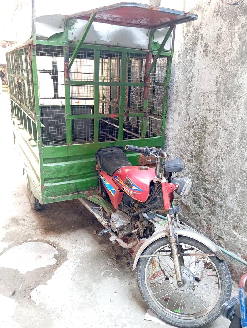 Loader riksha 0