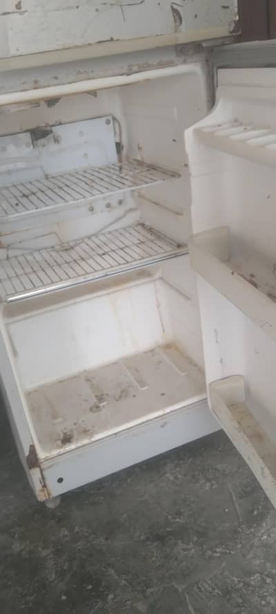 Refrigerator good condition