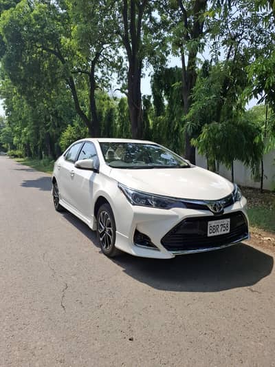 Toyota Corolla Altis 2025