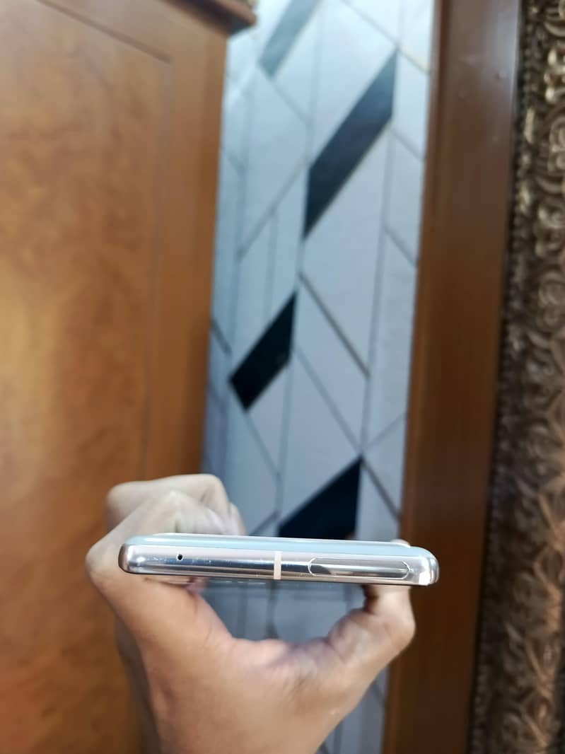 Google Pixel 7 Pro 6