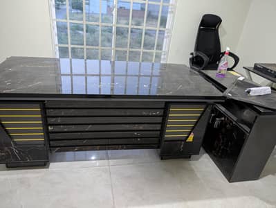 office Table & chair