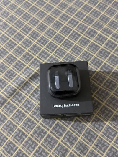 Samsung Buds 4 pro