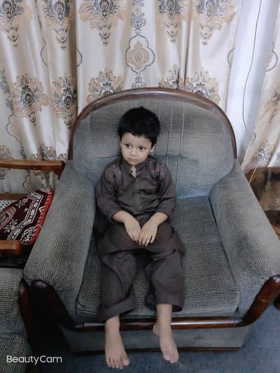 sofa set in condition