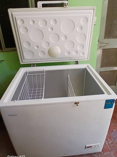 Haier Deep Freezer HDF-285SD (10 Cubic Feet) – Excellent Condition