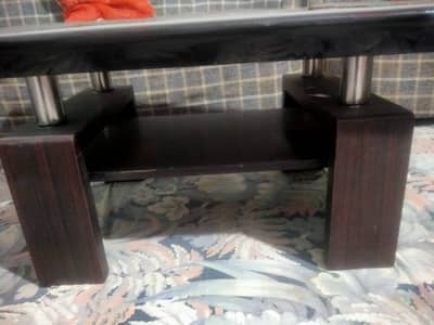 center table in good condition