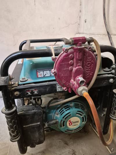 2.5 KVA portable Generator. Original parts, self start
