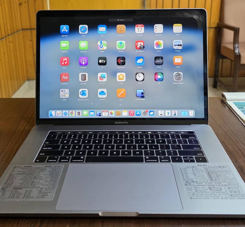 MacBook Pro 0