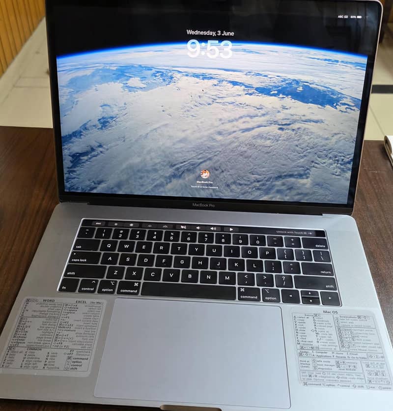 MacBook Pro 2