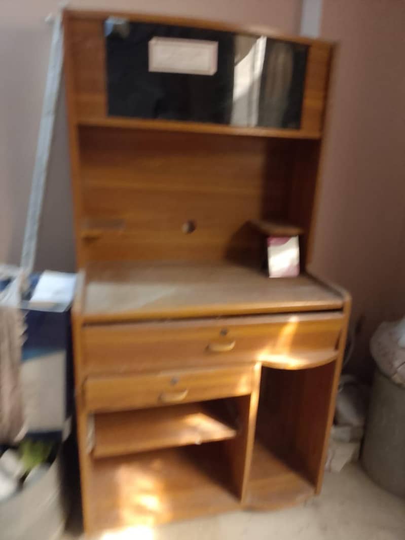 computer trolley 2
