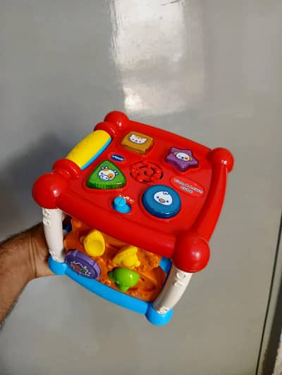 VTech Turn & Learn Cube | Explore & Learn on Every Side