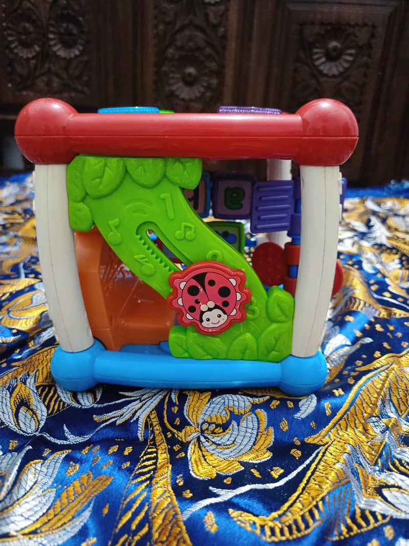 VTech Turn & Learn Cube | Explore & Learn on Every Side 3