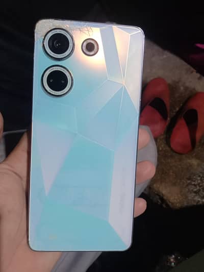 Tecno CAMON 20