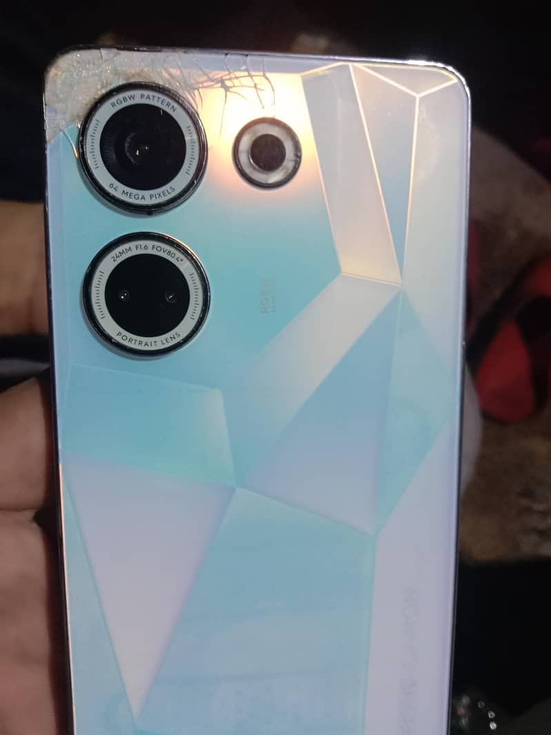Tecno CAMON 20 only mobile hai 1