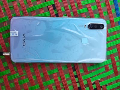 Vivo y 17