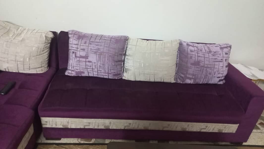 L Shaped Sof 6 seater 1