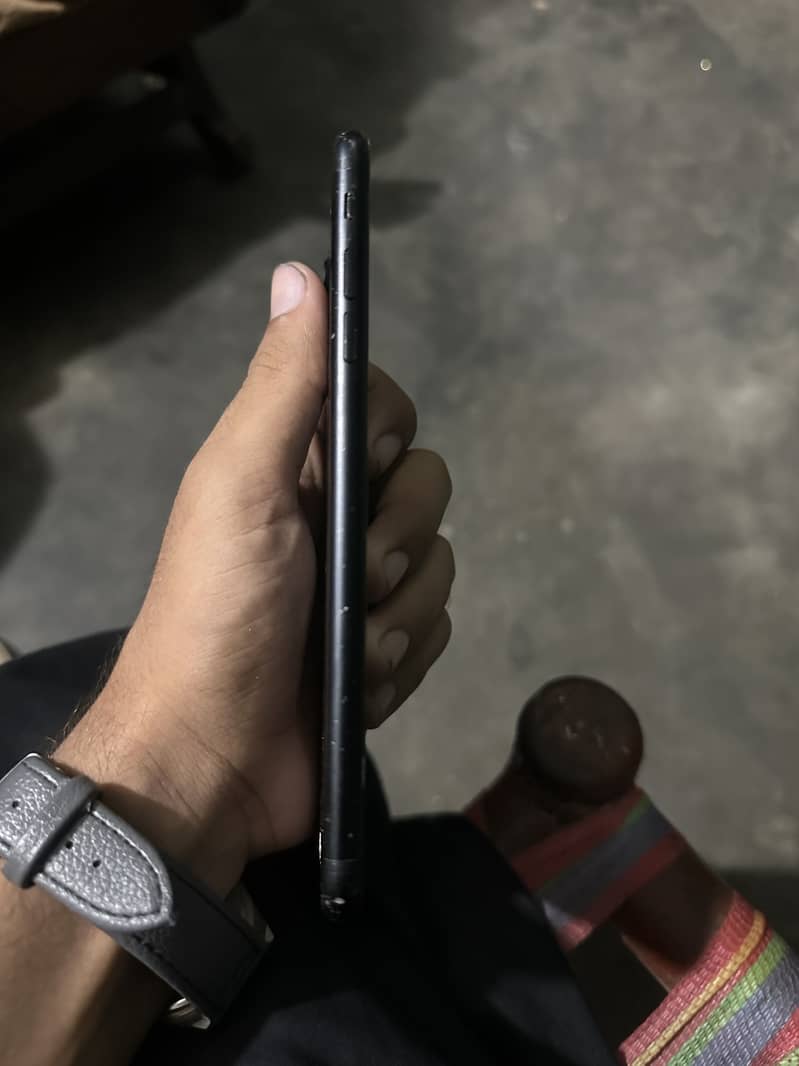 Apple iPhone 7 Plus 4