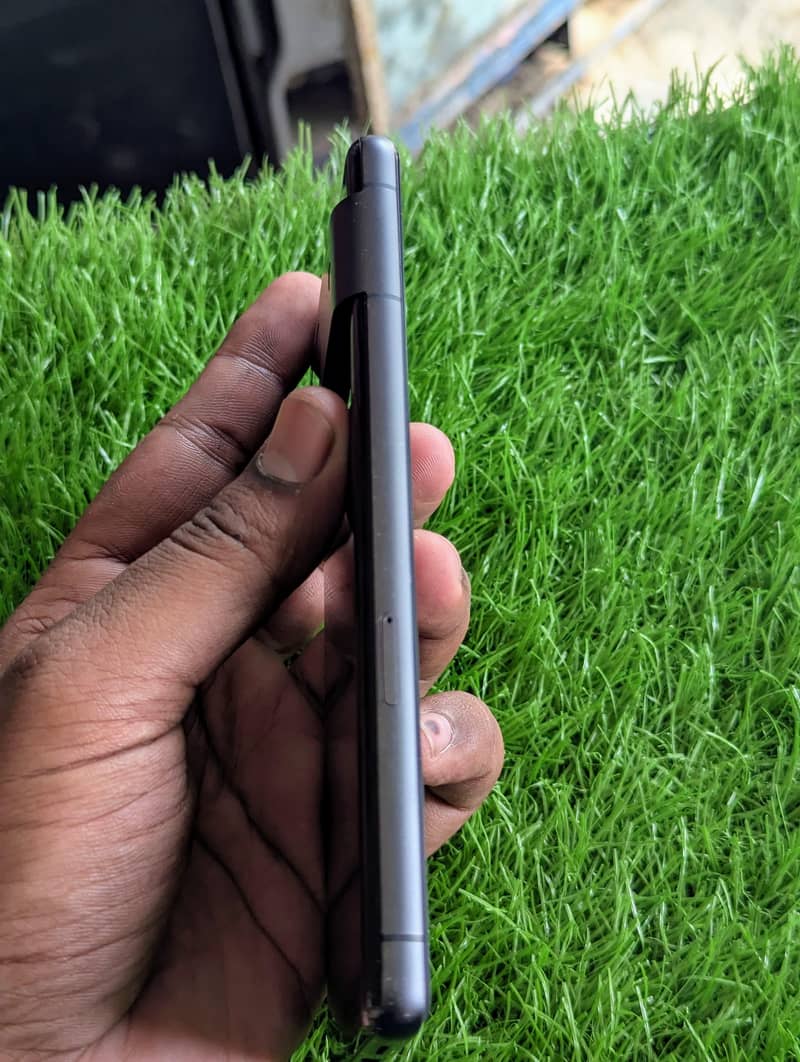 Google Pixel 7 5