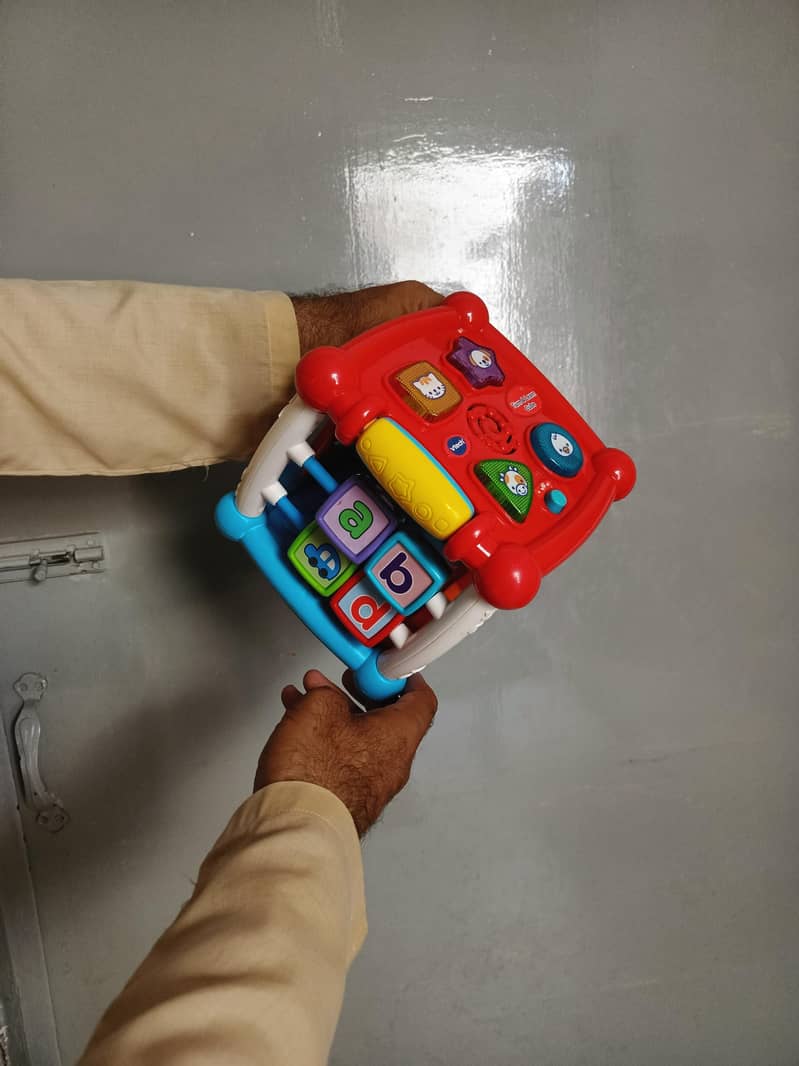 VTech Turn & Learn Cube | Explore & Learn on Every Side 13
