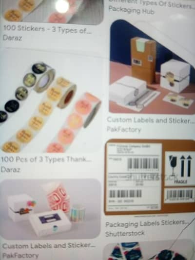 labels  factory ma packing ky Liye female ki zaroort hai