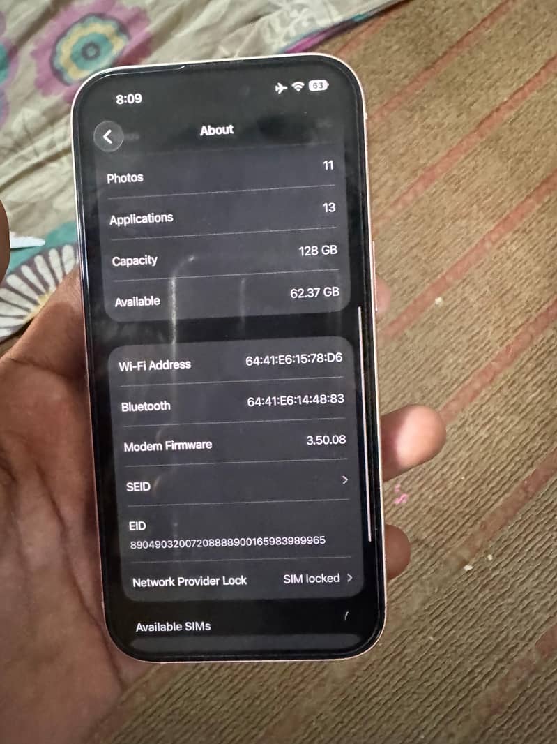 Apple iPhone 15 9