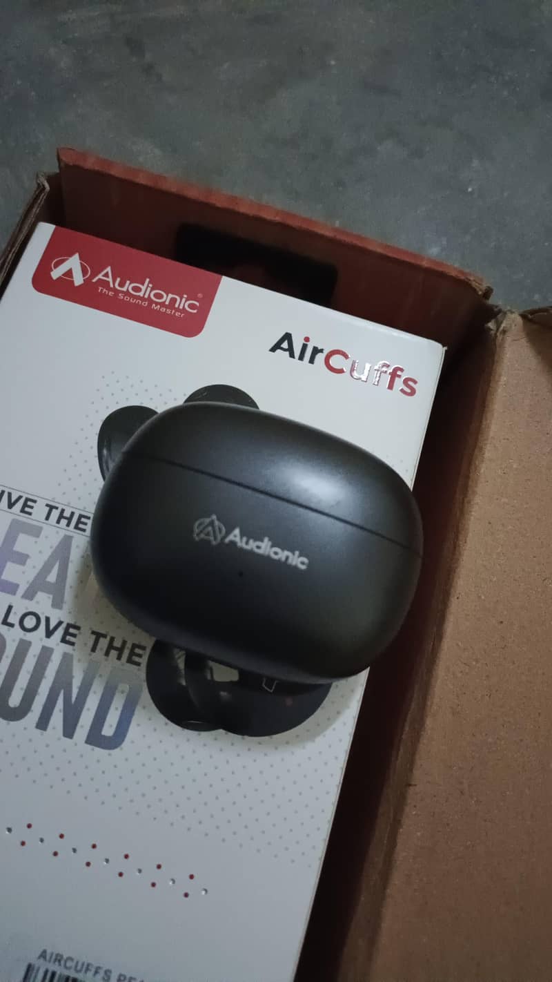 Audionic ear buds 1