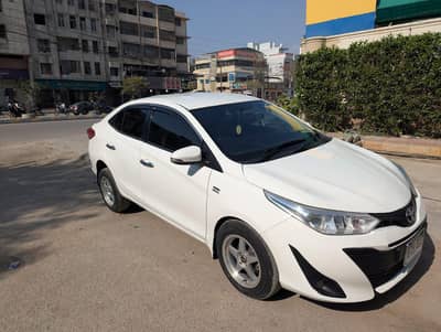Toyota Yaris 2021