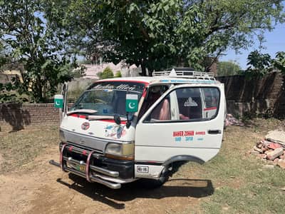 Hiace 1991 standar for sale