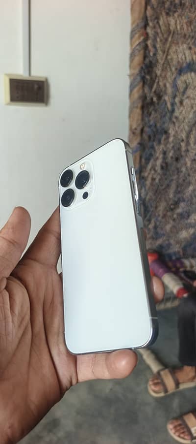 Apple iPhone 13 Pro